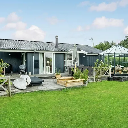 Holiday home Pet Friendly In Horsens With Wifi *